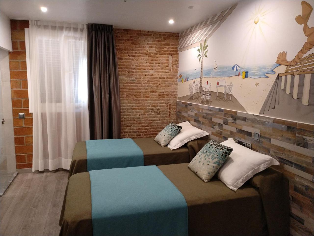 Pension Miami Barcelona Exterior photo