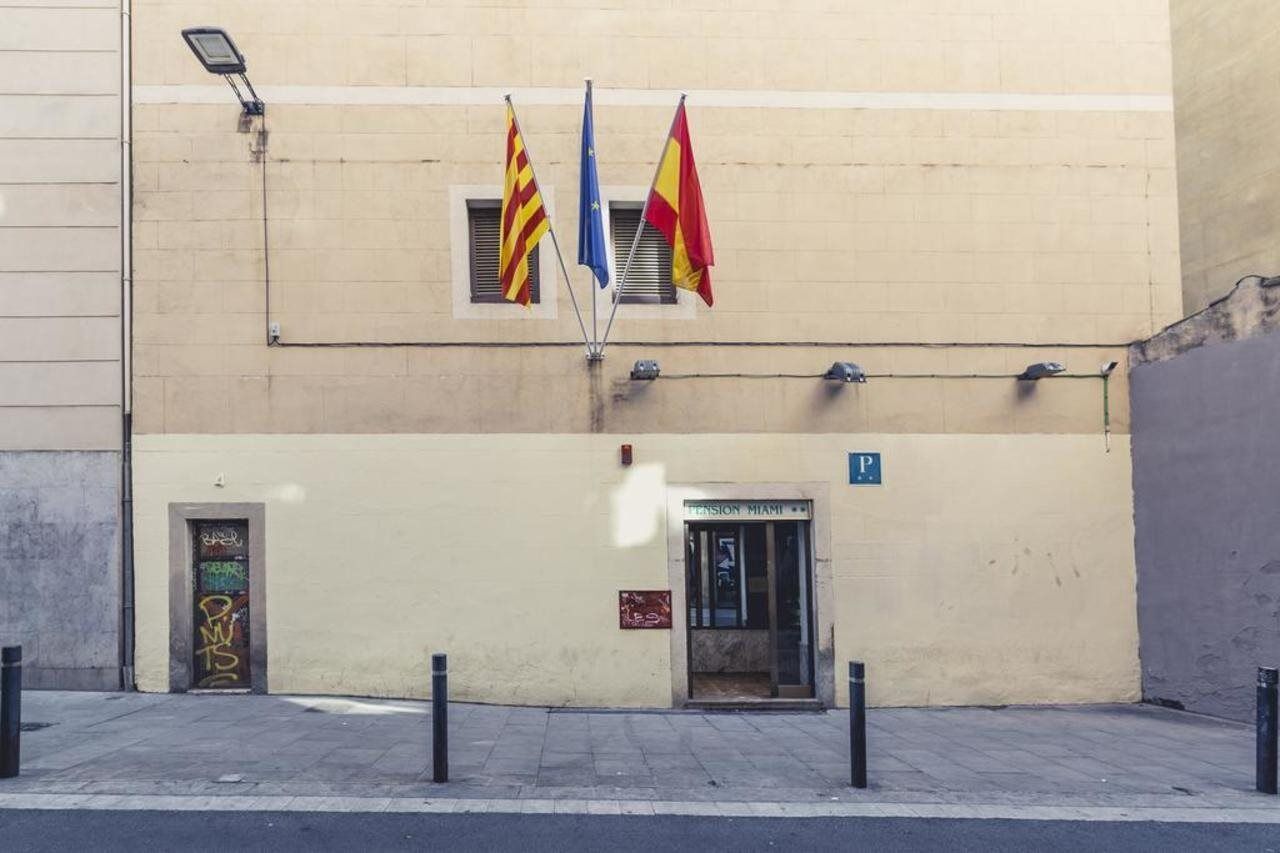 Pension Miami Barcelona Exterior photo